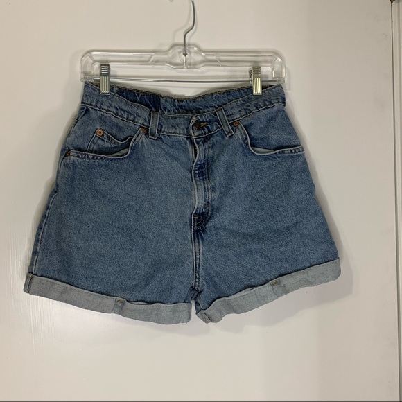 Vintage Levi jean shorts - Picture 1 of 6
